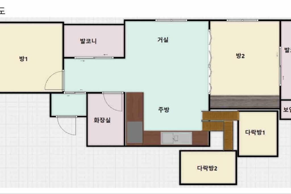 Hongdae 10mins, Hapjeong 5mins, Airportbus 5mins, Largo House Seoul- Foreigner Only * Seoul